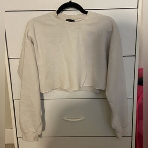PRETTY LITTLE THING White Cropped Crewneck Sweatshirt